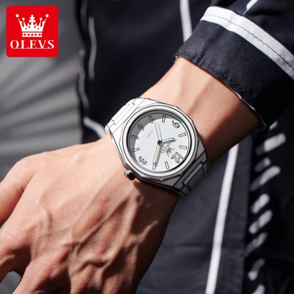 OLEVS 1018 Herrenuhr – Wasserdichte Quarz-Uhr mit Silikonarmband & Leuchtfunktion – Bild 19