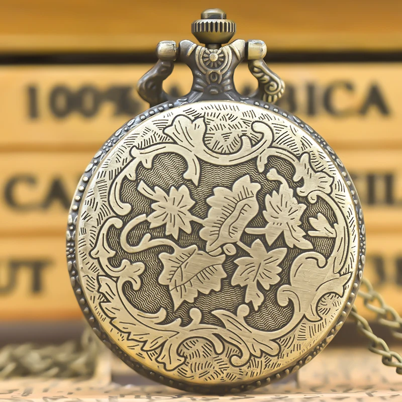 Vintage Bronze Steampunk Taschenuhr: Einzigartiger Stil mit Charakter